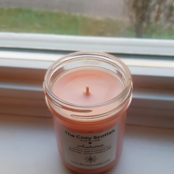 Autumn 7oz Soy Candle - Picture 3 of 3